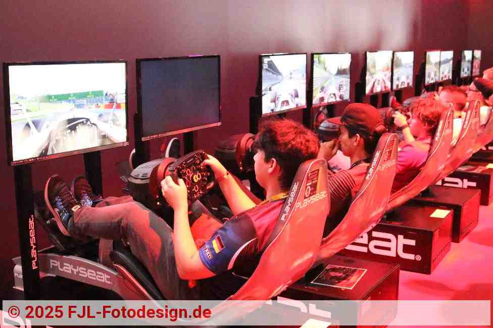 Gamer auf der gamescom 2017 | Foto: FJL-Fotodesign.de Gamer auf der gamescom 2017 | Foto: FJL-Fotodesign.de
