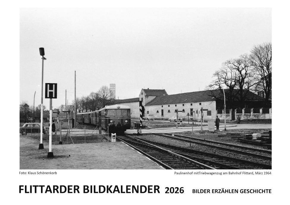 Kalender Cover: Triebwagenzug am Bahnhof Flittard mit Paulinenhof, März 1964 | Foto: Klaus Schönenkorb / Quelle: Hans Metzmacher