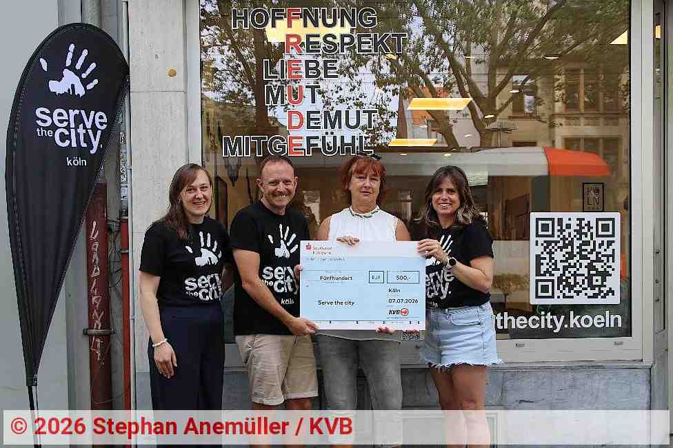Spendenübergabe an Serve the City Köln | Foto: Stephan Anemüller / KVB Spendenübergabe an Serve the City Köln | Foto: Stephan Anemüller / KVB